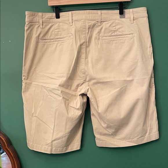 AG Adriano Goldschmied Beige Men's 40 Khaki Griffin Front Men's Shorts Classic - Picture 7 of 7
